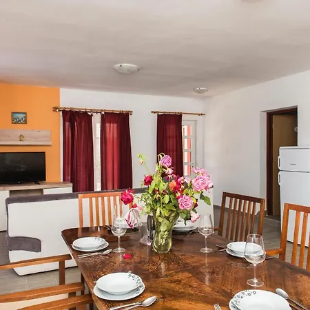 Family Friendly House With A Swimming Pool Cista Velika, Vodice - 20234 펜션 *