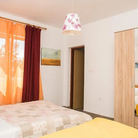 펜션 Family Friendly House With A Swimming Pool Cista Velika, Vodice - 20234 *