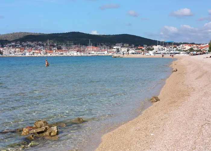 Vakantiehuis Family Friendly House With A Swimming Pool Cista Velika, Vodice - 20234 *