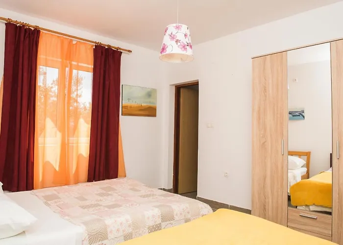 Vakantiehuis Family Friendly House With A Swimming Pool Cista Velika, Vodice - 20234 *